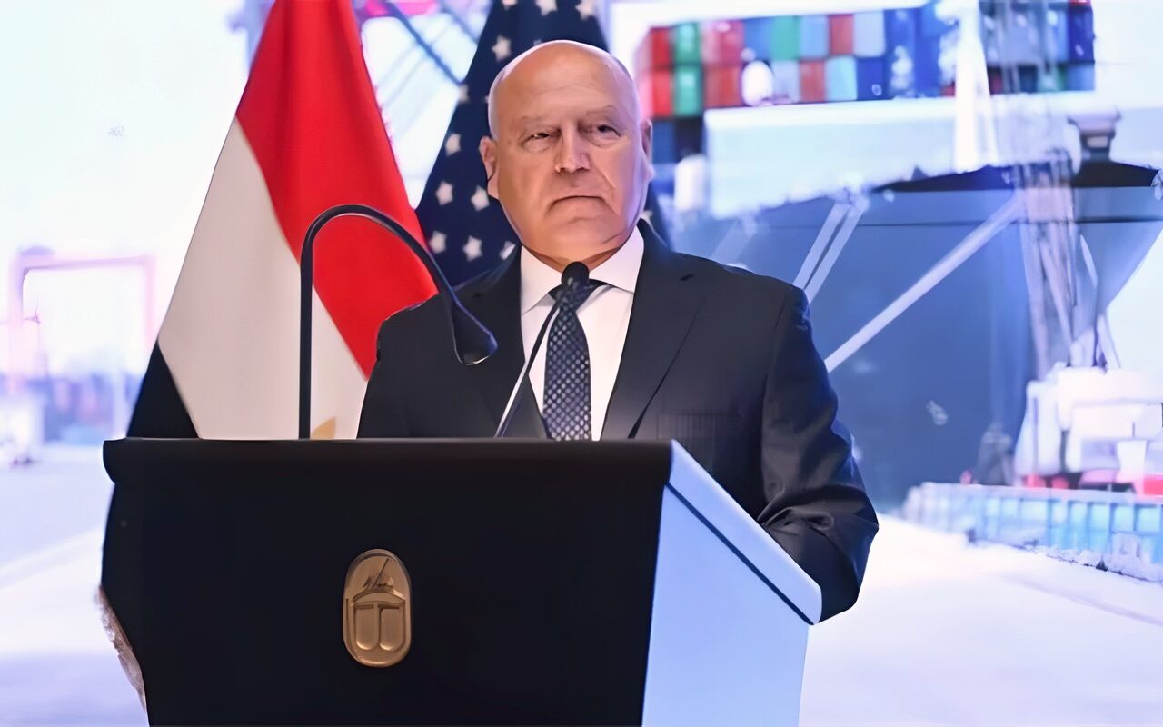 كامل الوزير: شبكة طرق بطول 31 ألف كيلو و8 ممرات لوجستية لدعم التنمية