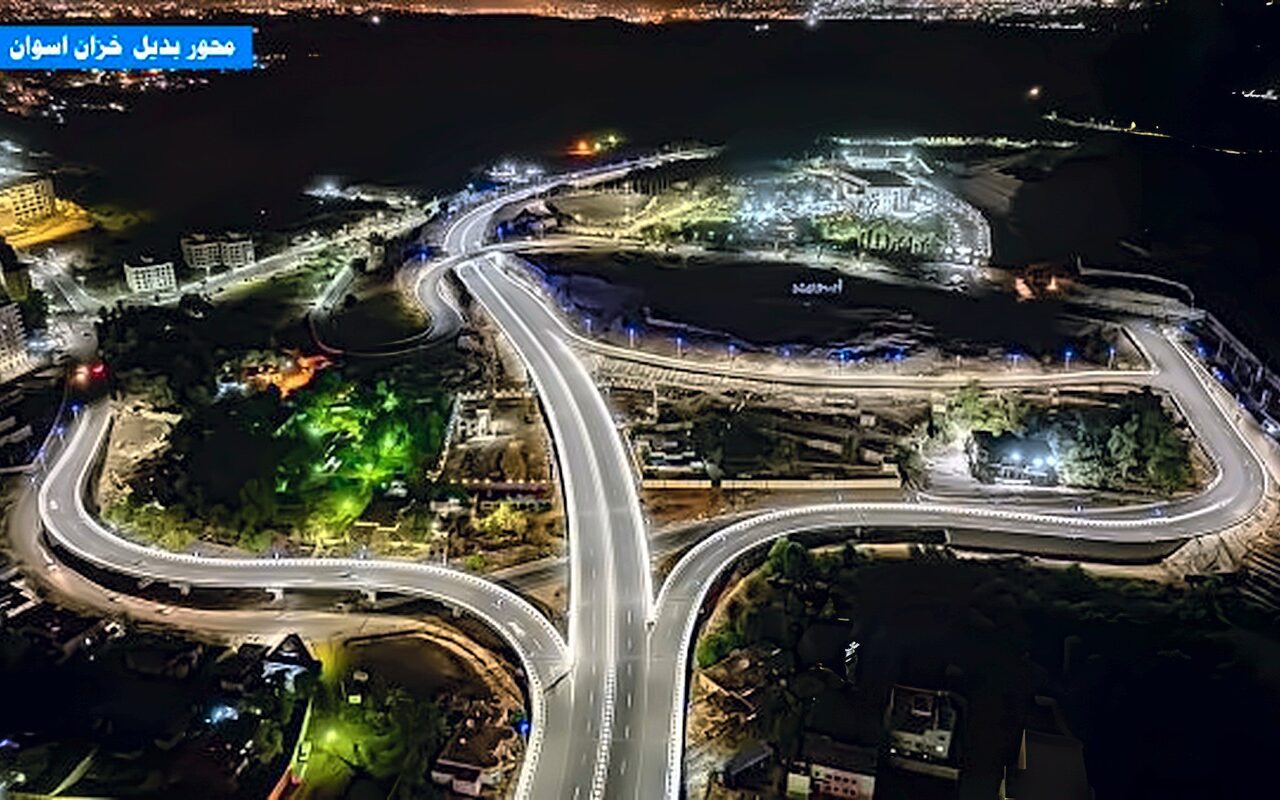 المحاور التنموية على النيل.. مشاريع عملاقة لربط الضفتين وتحقيق التنمية| صور
