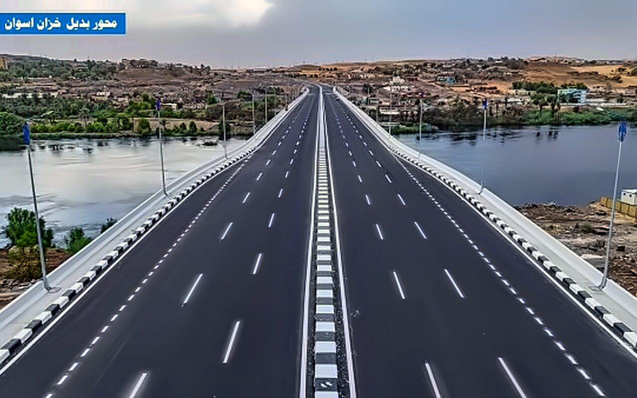 لتحسين حركة التجارة والمواطنين.. طفرة في الطرق والمحاور تعيد رسم خريطة التنمية