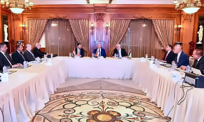 وزير النقل: مشروعات الجسر العربي تتكامل مع خطة تحويل مصر إلى مركز إقليمي للنقل واللوجستيات