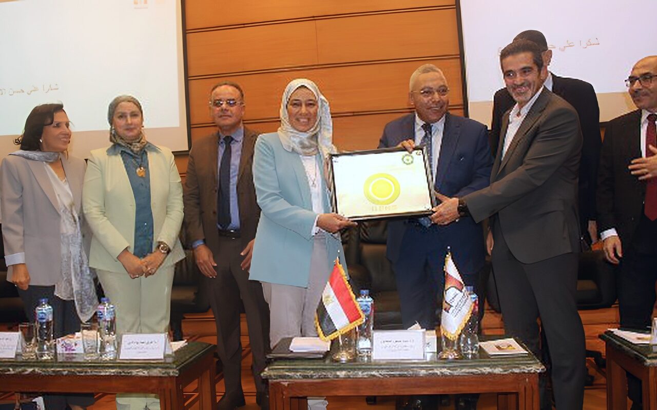 معهد 500500 بجامعة القاهرة يحصد التقييم الذهبي للمستشفيات الخضراء