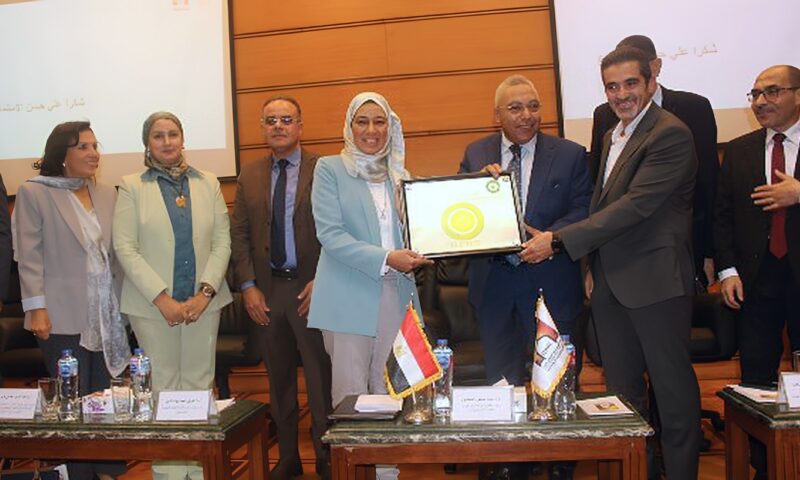 معهد 500500 بجامعة القاهرة يحصد التقييم الذهبي للمستشفيات الخضراء