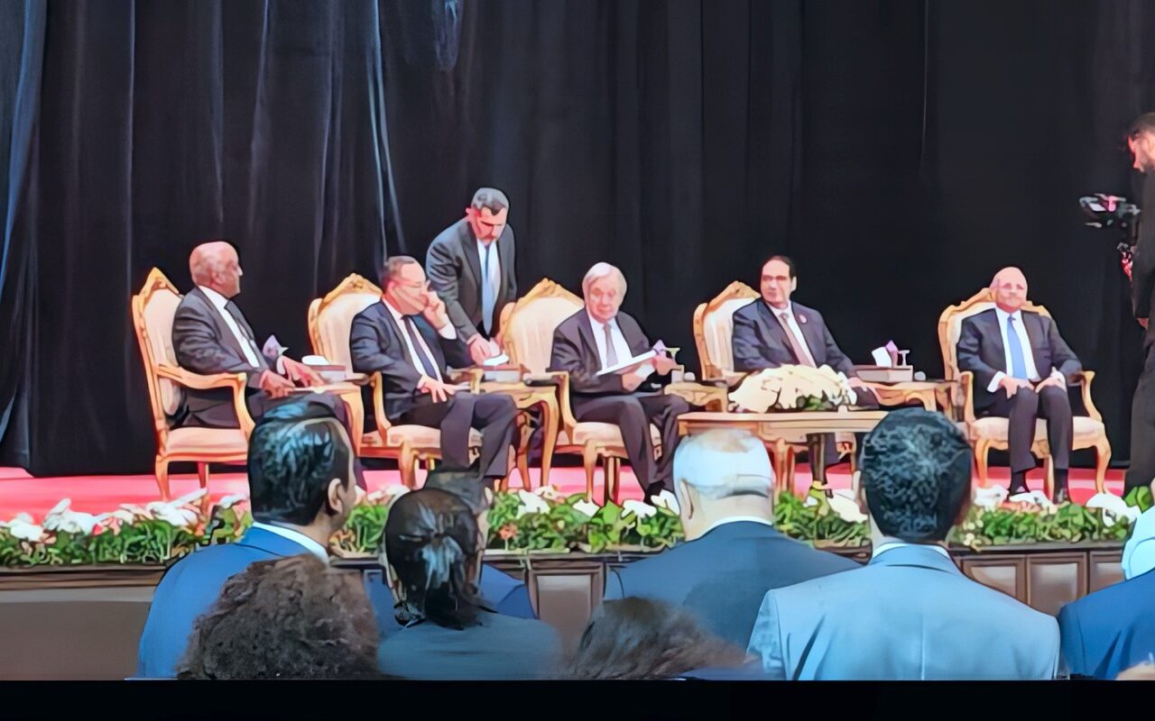 جامعة القاهرة ترحب بـ جوتيريش الأمين العام للأمم المتحدة ضيفا عزيزا في رحابها