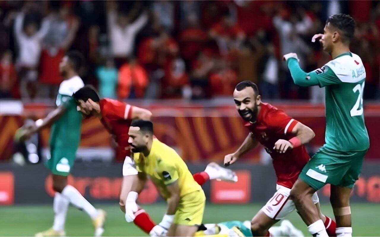 قبل مواجهة الكونفدرالية، الأهلي يتفوق على الرجاء في تاريخ المواجهات الأفريقية