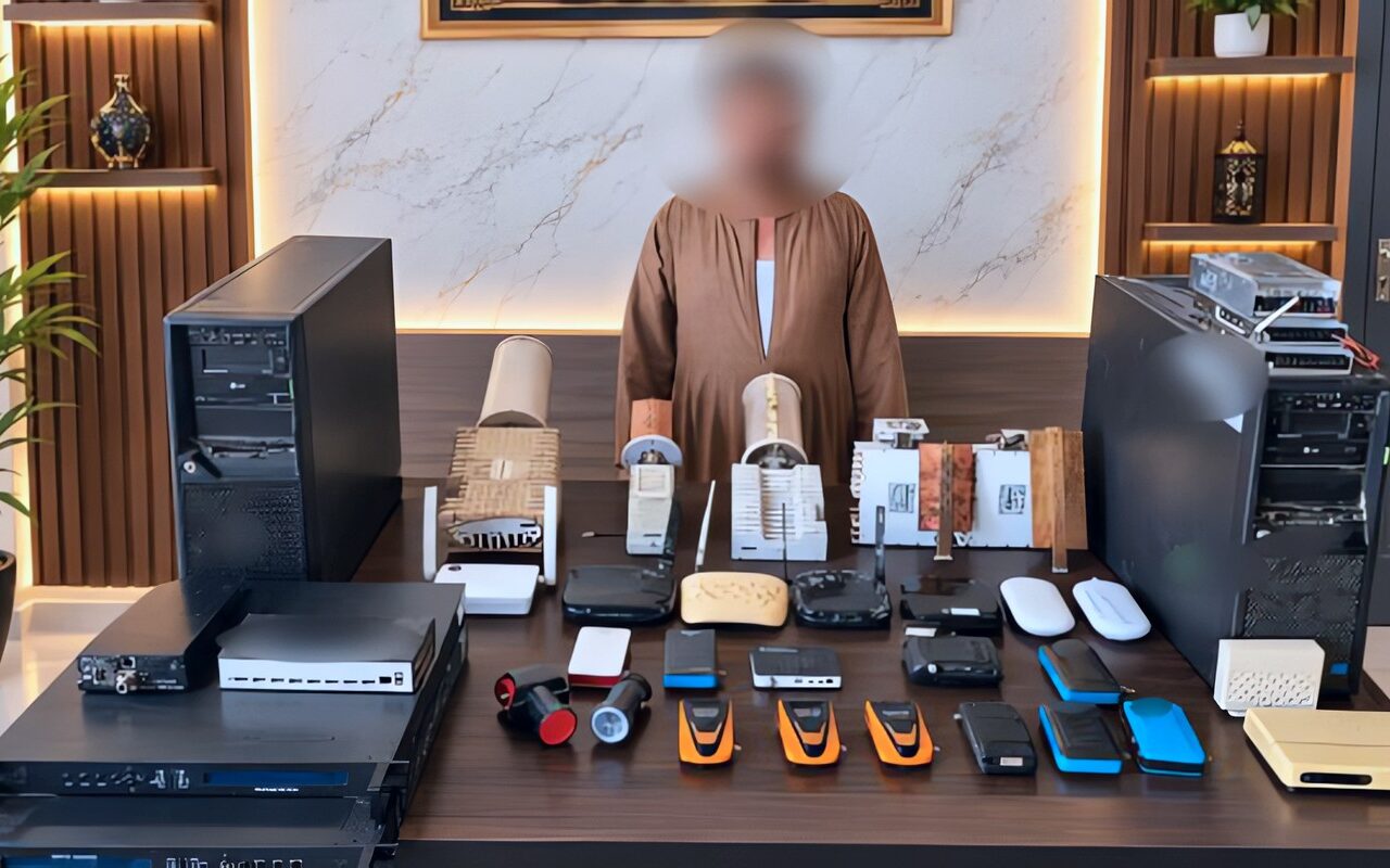 القبض على شخص يدير شبكة بث تليفزيوني بالمنوفية