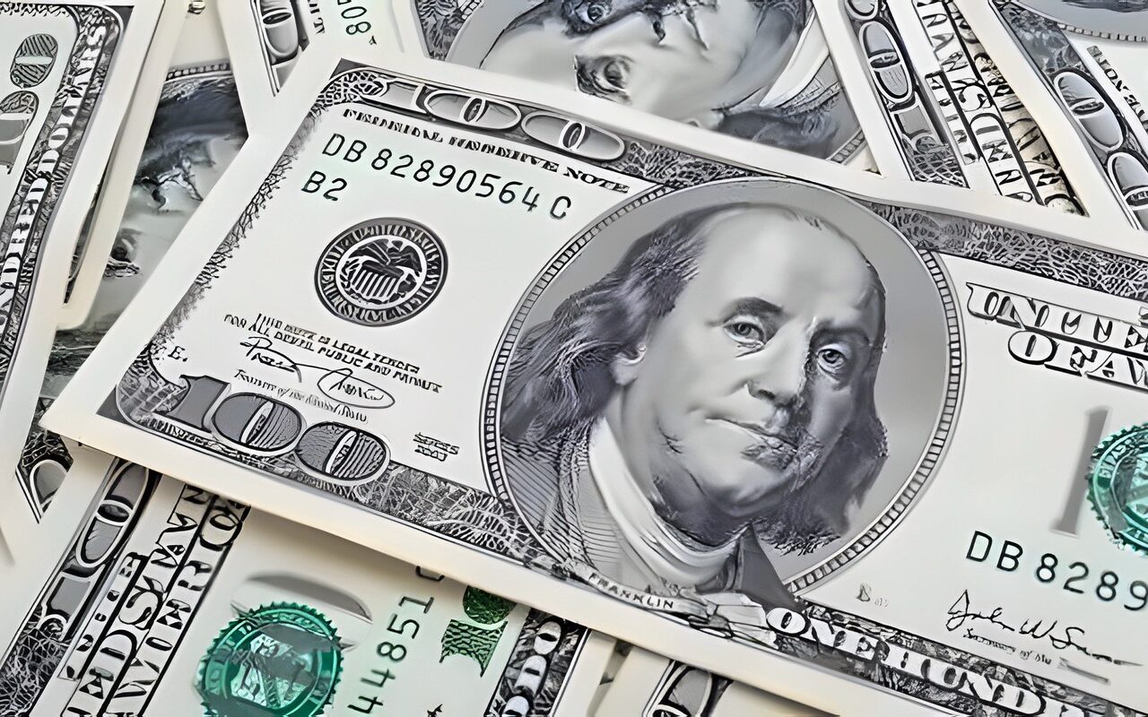 سعر الدولار في البنوك الآن