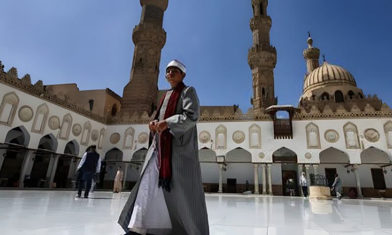 حفظ المصحف والتلاوة.. طريقة وشروط التقديم في رواق القرآن 2026 بالأزهر