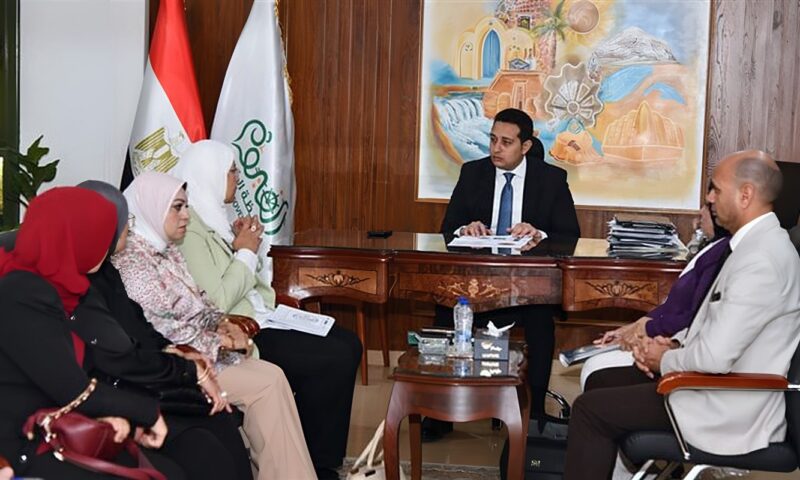 نائب محافظ الفيوم يتابع أنشطة مبادرة “أنا متعلم مدى الحياة”