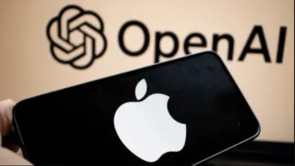 ضربة تهدد طموحات OpenAI.. آبل تتحرك لوقف مشروع الأجهزة الذكية السري