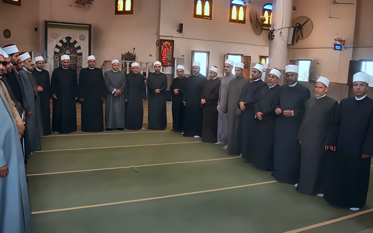 لتعزيز الوعي الوطني.. انطلاق قوافل الأوقاف الدعوية إلى بورسعيد والسويس