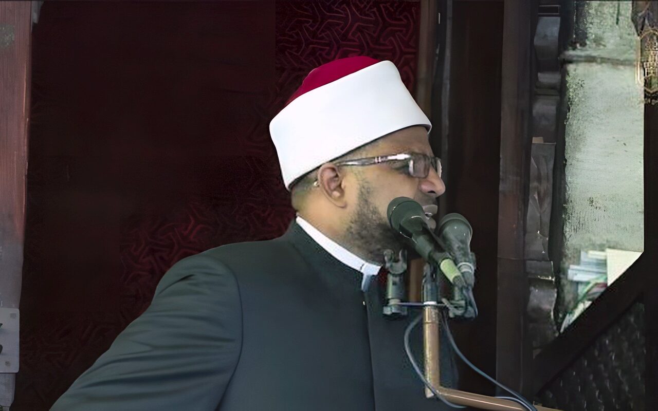 أمين البحوث الإسلامية: المتربصون بوعي شبابنا كالقرضة والأكلة.. فاحفظوا وعيكم وعقيدتكم