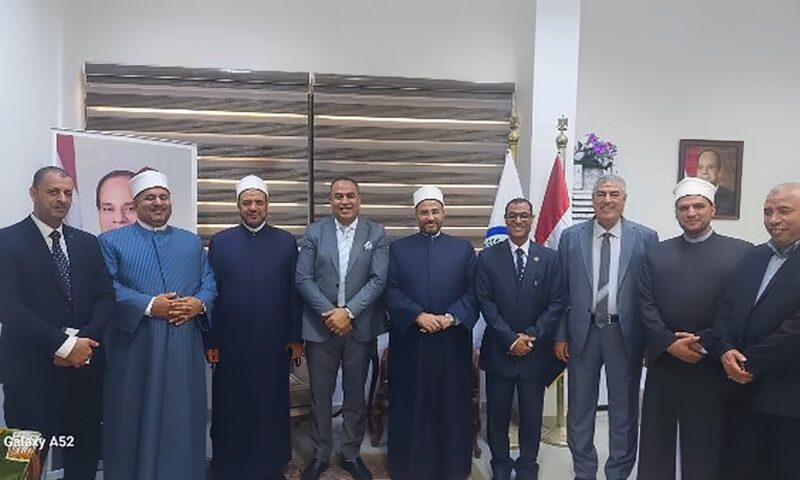وفد البحوث الإسلامية يلتقي رئيس جامعة العريش على هامش الأسبوع الدعوي الـ 23