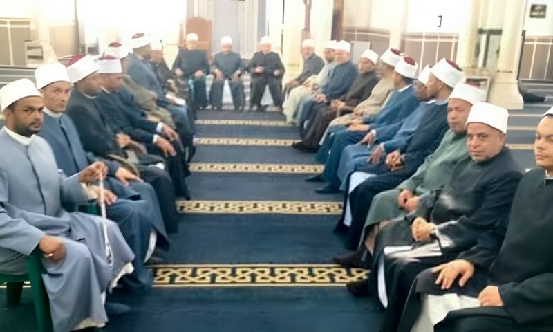 لتعزيز الوعي الوطني.. قوافل الأوقاف الدعوية تواصل رسالتها في بورسعيد والسويس