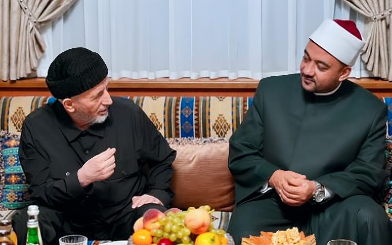 أمين الأعلى للشئون الإسلامية يزور مفتي جمهورية داغستان بروسيا الاتحادية