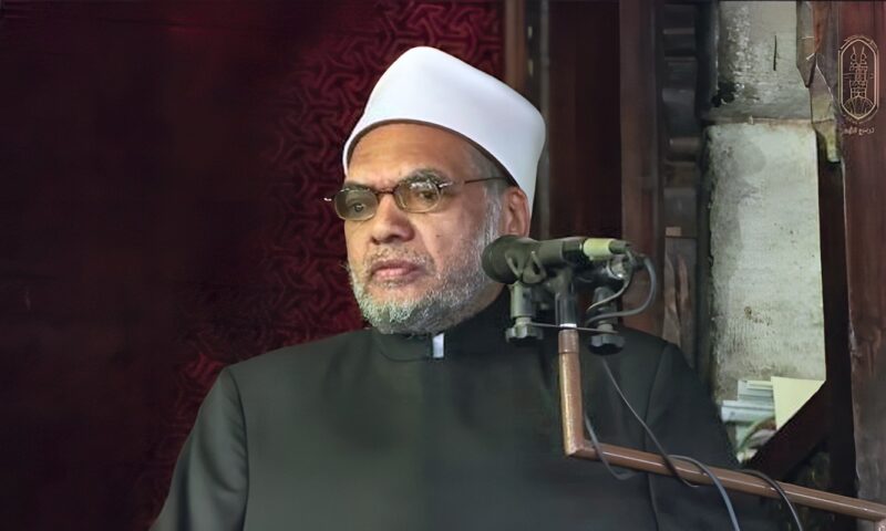 خطيب الجامع الأزهر: التمسك بالحق والاحتكام إلى هدي الله يمثلان صيانة الأمة من التفرق