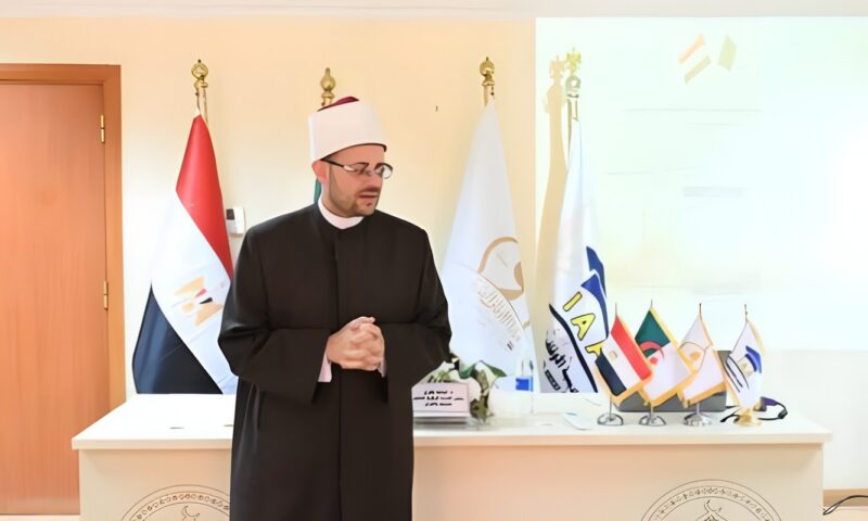 دورة مهارات الوعظ الديني للواعظات تواصل فعالياتها بمحاضرات حول أخلاق النبوة