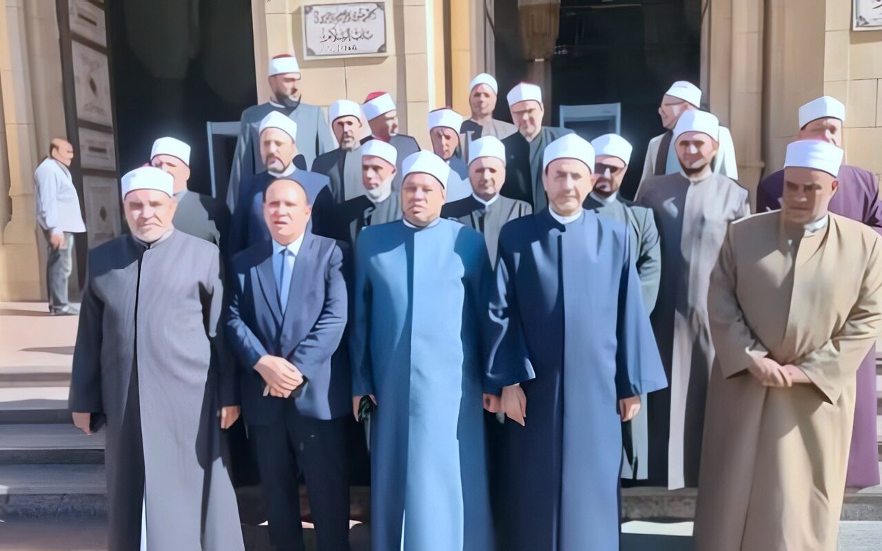انطلاق قافلتين دعويتين مشتركتين بين الأزهر الشريف والأوقاف إلى الأقصر وكفر الشيخ