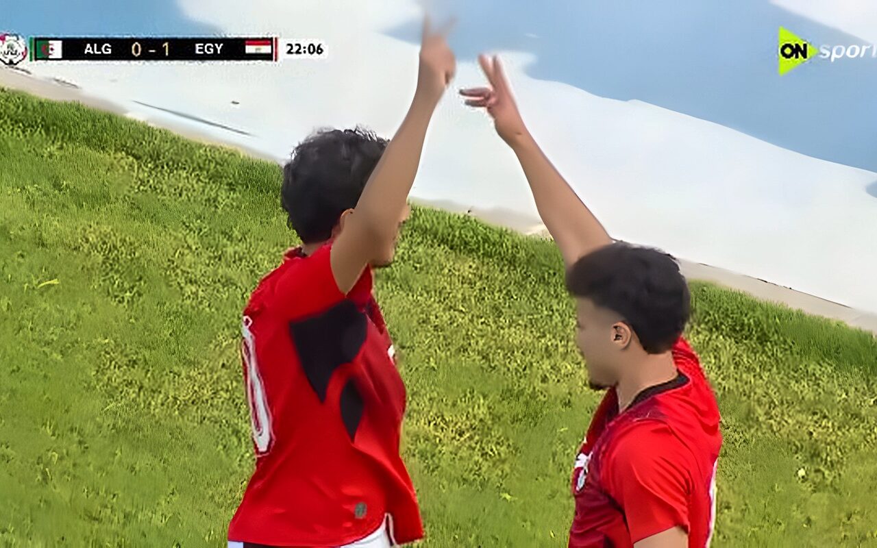 محمود صلاح يتوج بجائزة أفضل لاعب في شمال إفريقيا