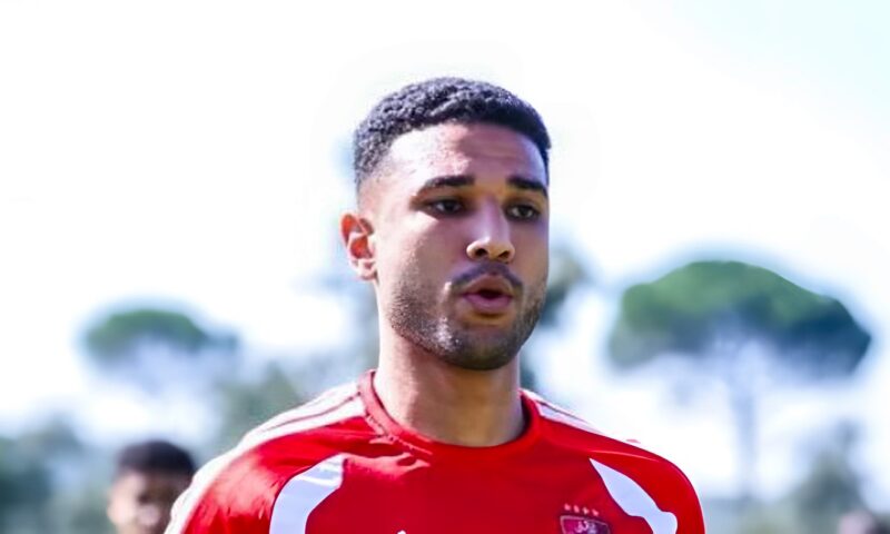 الموت يفجع نجم الأهلي قبل مواجهة الزمالك