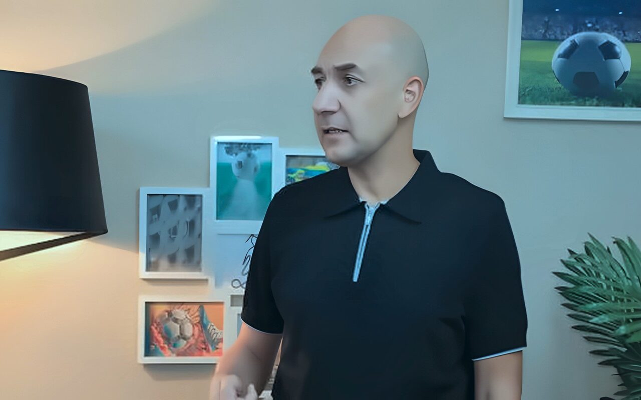 محمد عادل: أسرتي أهلاوية باستثناء شقيقتي.. والتحكيم لم يظلم المنتخب في كأس العالم