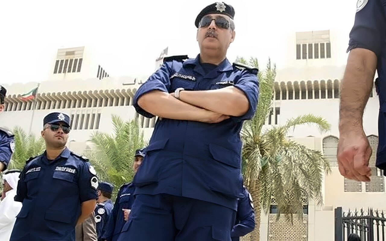 سرقوا فلوس التبرعات، الداخلية الكويتية تلقي القبض على مصريين وثلاثة سوريين (فيديو)