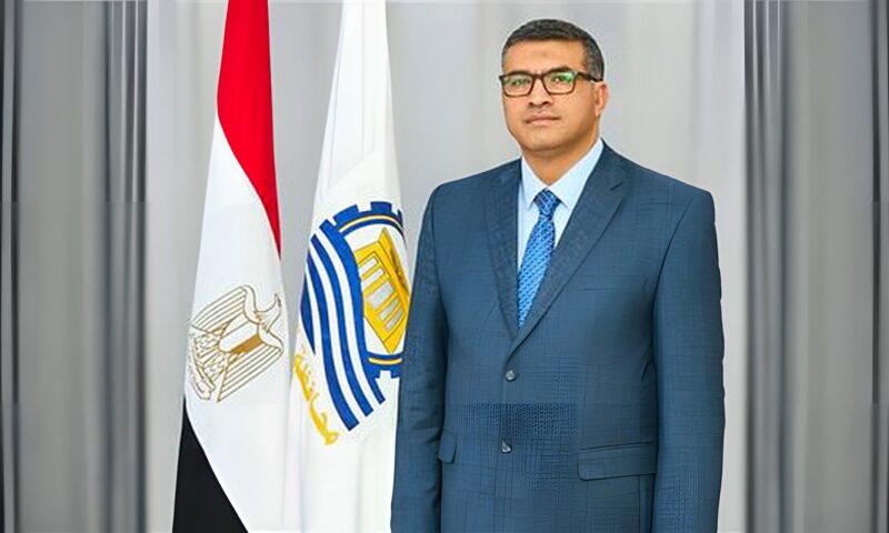 محافظ قنا يوجه بتوفير سيارة لنقل الخبز المدعم يوميًا لأهالي كلاحين أبنود بعد إغلاق أحد المخابز بالقرية