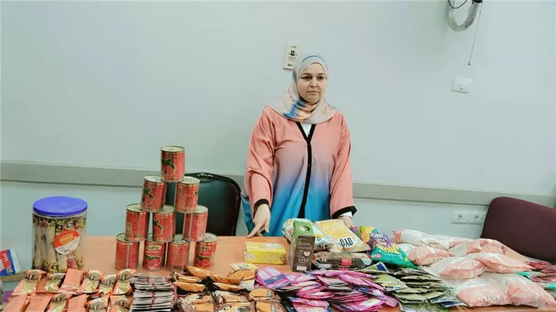 ضبط 1082 قطعة غذائية منتهية الصلاحية و20 كجم لحوم مذبوحة خارج المجازر بكفر الشيخ
