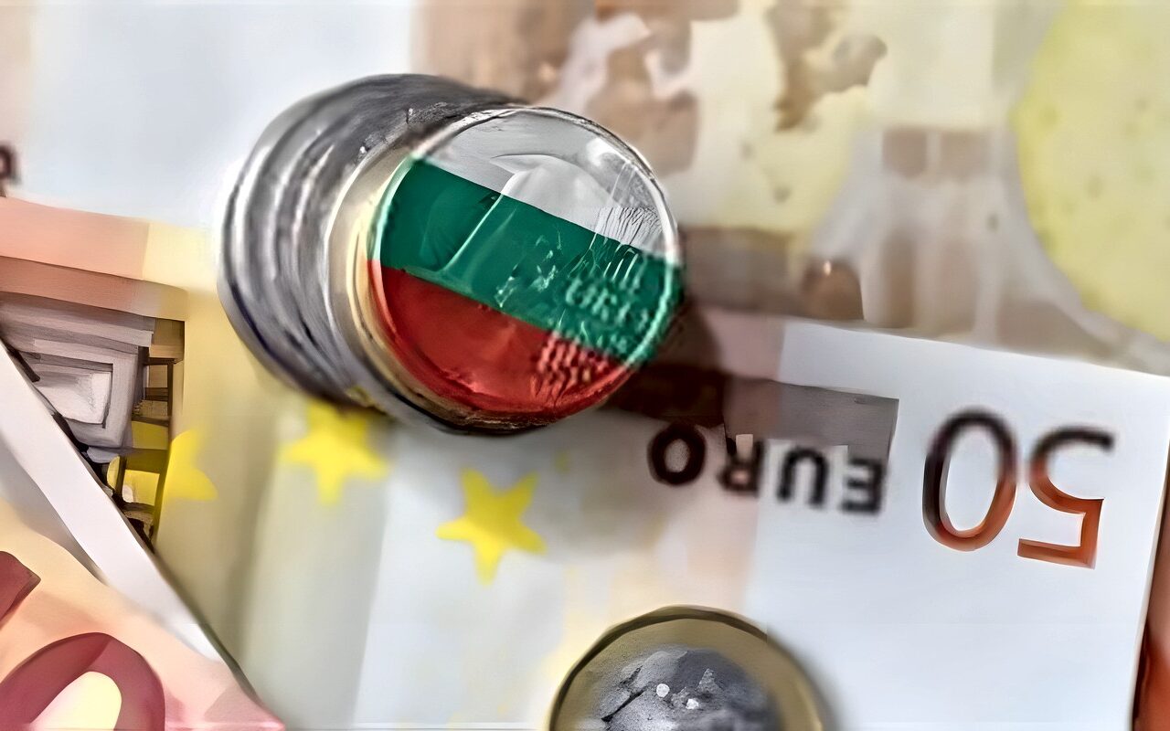 أمن المنوفية ينجح في ضبط عاطلين سرقا 30 ألف يورو بالإكراه