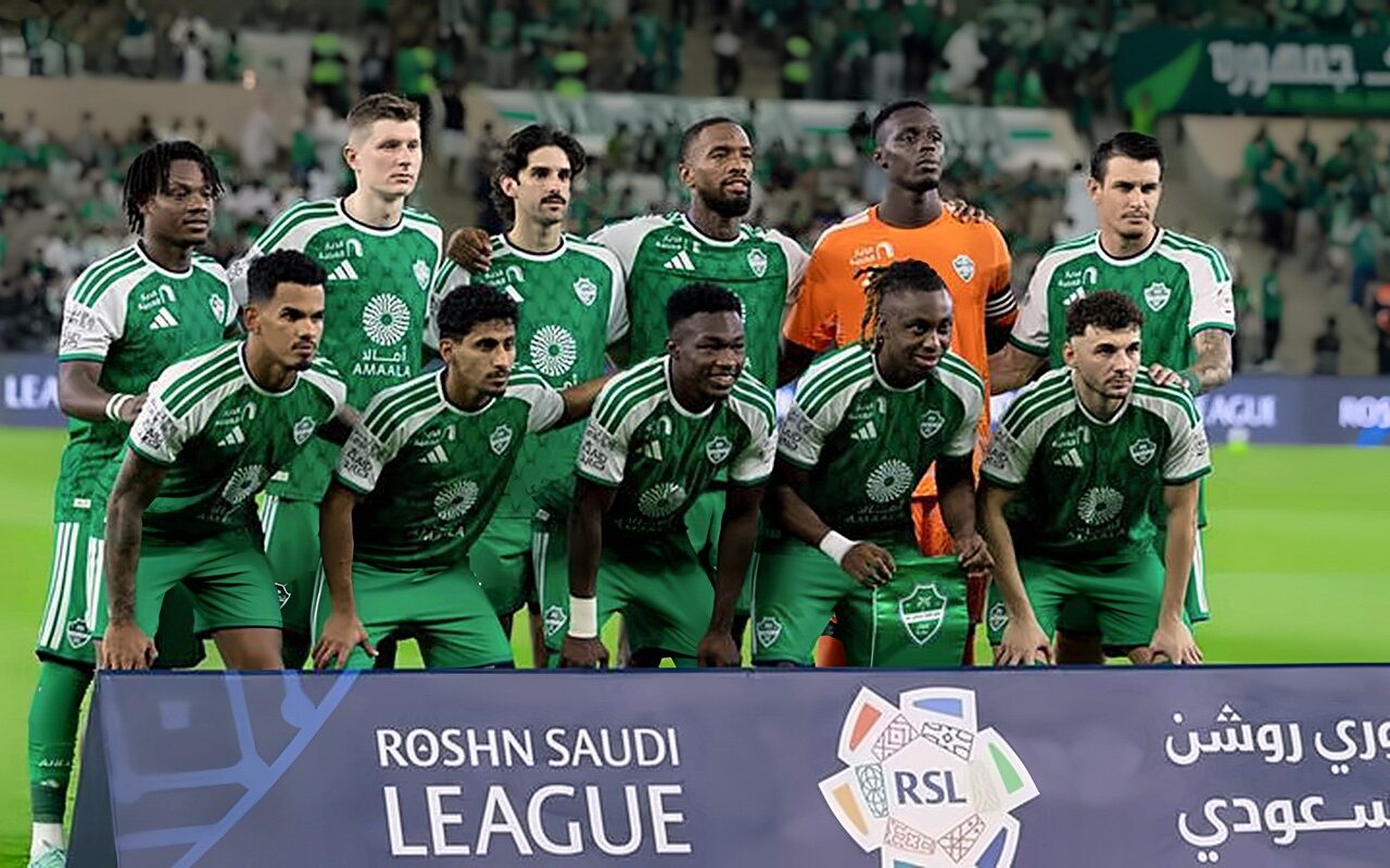التشكيل الرسمي لمباراة أهلي جدة والفتح في الدوري السعودي