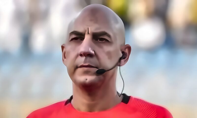 محمد عادل: حكم مباراة القمة متواضع فنيا