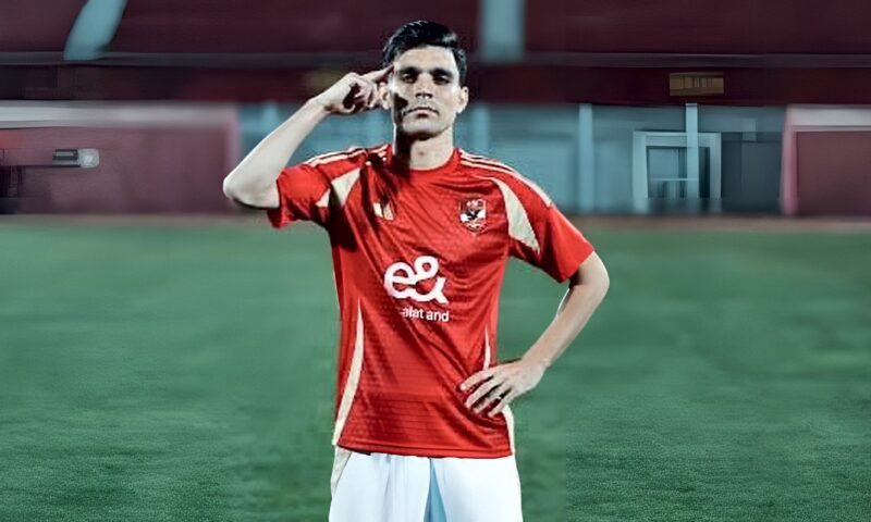 إبراهيم فايق يكشف شرط الأهلي لتجديد عقد أشرف بن شرقي