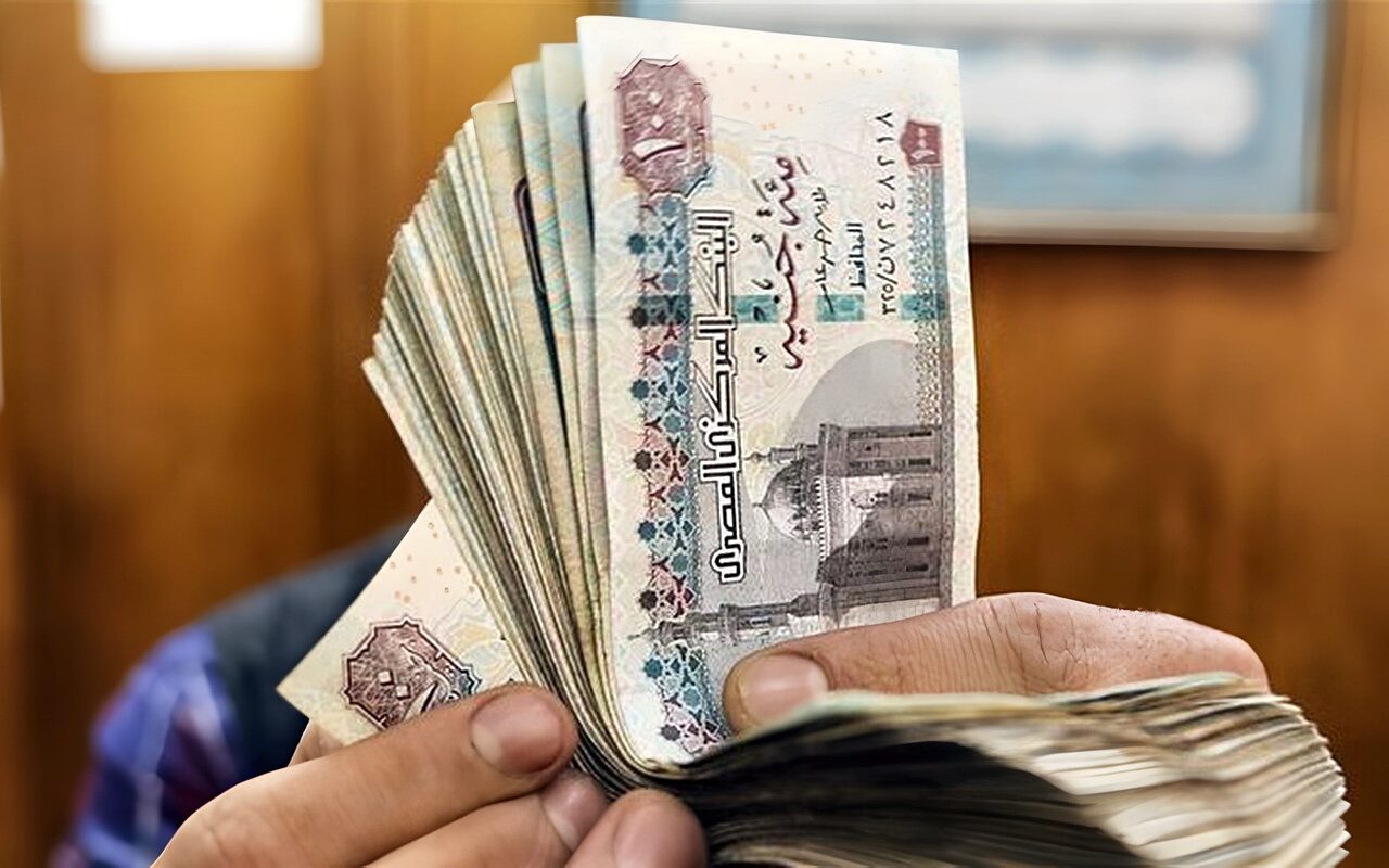 أمين الفتوى يوضح حكم أرباح تيك توك وفيسبوك من البث المباشر وصناعة المحتوى