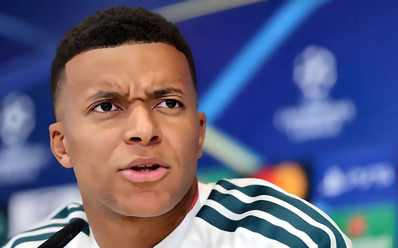 “عمتي الكبرى”.. مبابي ينهي جدل غضبه من إدارة ريال مدريد برد ساخر