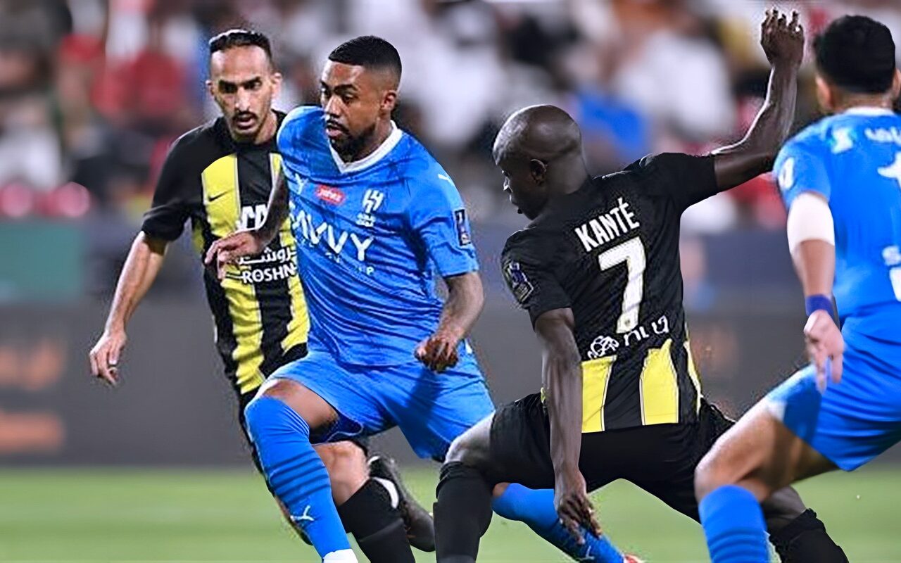 الصراع على الصدارة.. موعد قمة الاتحاد والهلال بالدوري السعودي