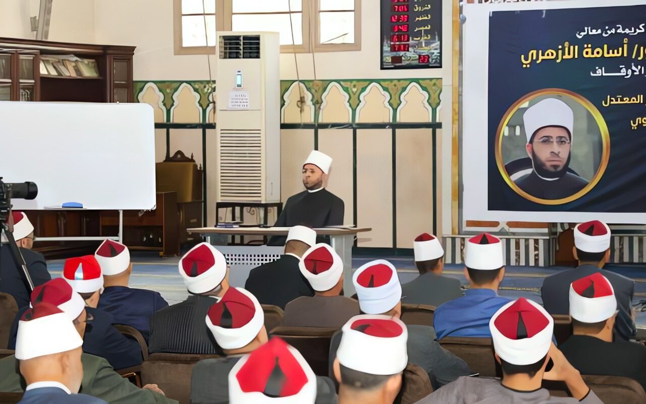 وزير الأوقاف يفتتح دورة تدريبية جديدة للأئمة من مسجد المغفرة بالعجوزة.. صور