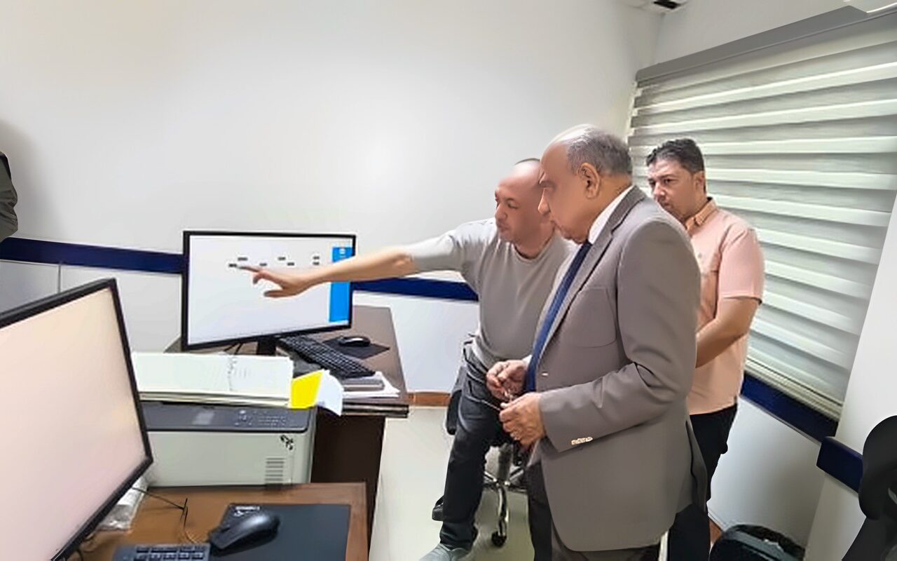 وزير الكهرباء يتفقد شبكات العاشر من رمضان ويوجه بمراجعة معدلات الاستهلاك