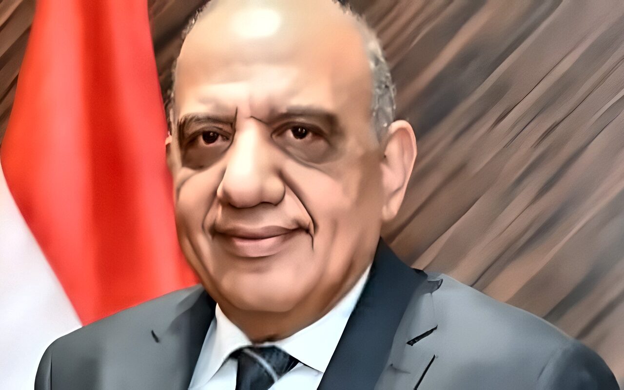 لتطوير شبكات سيناء.. 30 محطة محولات و 8000 كم دوائر وخطوط هوائية وكابلات أرضية للكهرباء