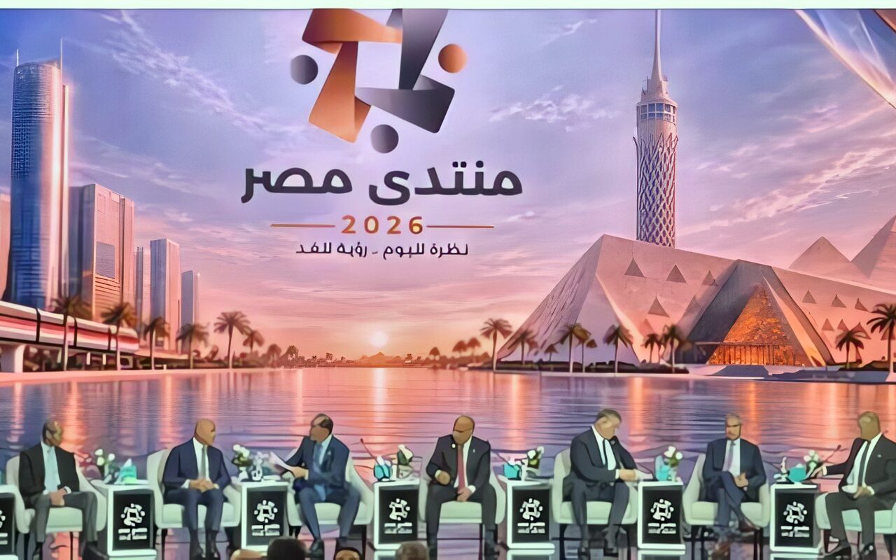 محمود عصمت: 10.5 جيجاوات طاقة متجددة على الشبكة و1.1 جيجاوات بطاريات تخزين