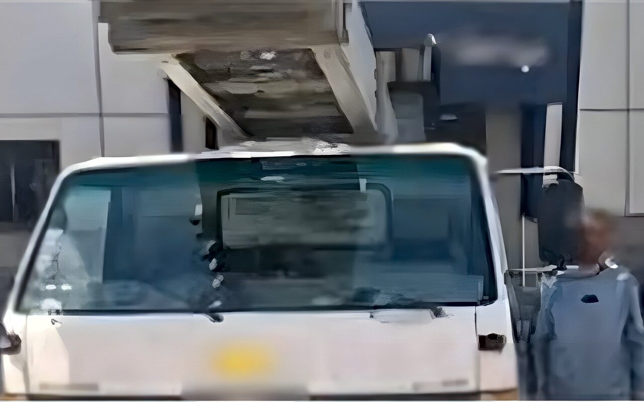 بينقل عفش شقة، ضبط سائق ونش ترك سيارته بمنتصف الطريق بحدائق الأهرام