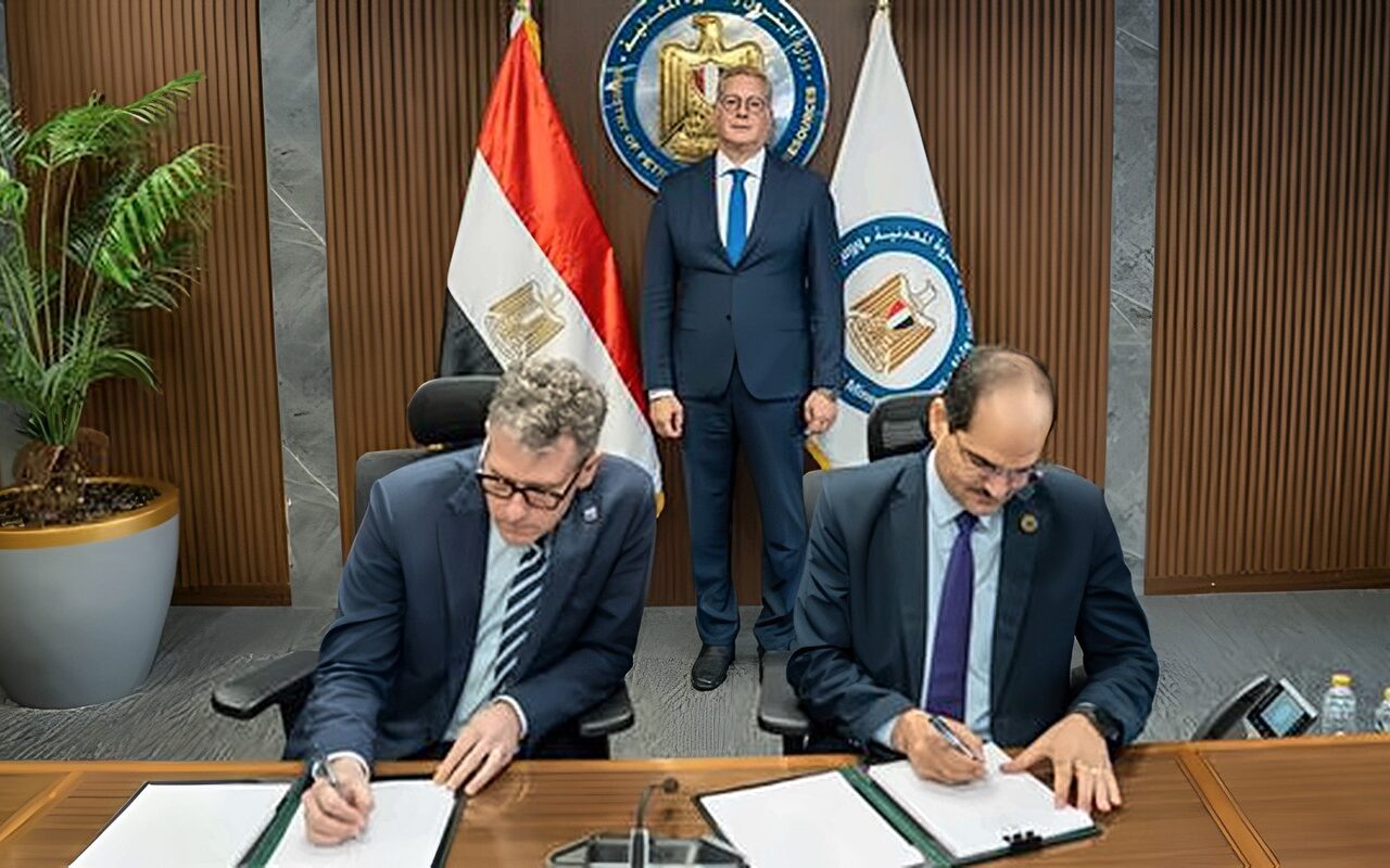 وزير البترول يشهد توقيع اتفاقية مع «شيفرون» للبحث عن الغاز والزيت في البحر المتوسط باستثمارات 88 مليون دولار