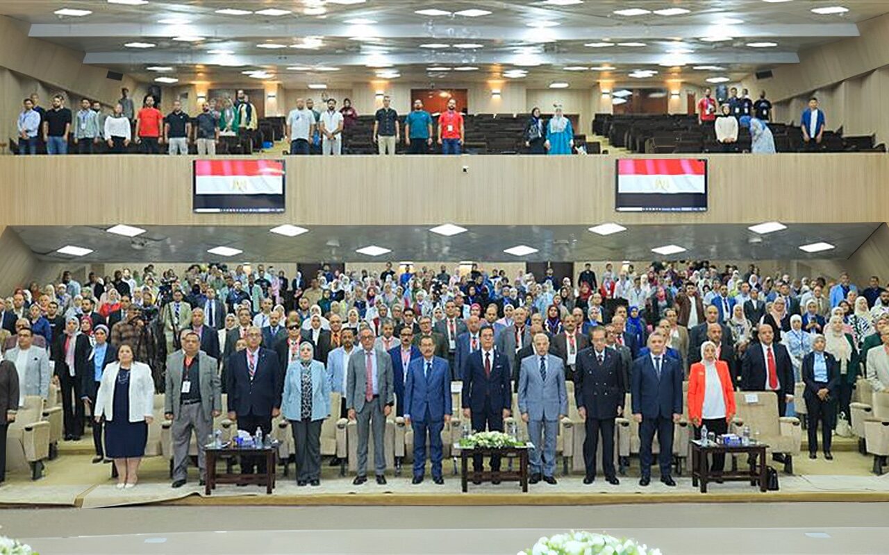 رئيس جامعة بنها يفتتح مؤتمر الدراسات العليا للعلوم الإنسانية لتعزيز جودة البحث العلمي والابتكار