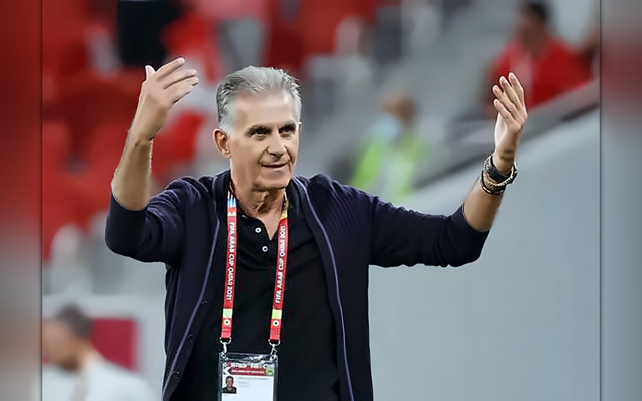 وكيل كيروش يكشف عن مفاوضات مع منتخب البحرين.. وموقفه من تدريب الوداد