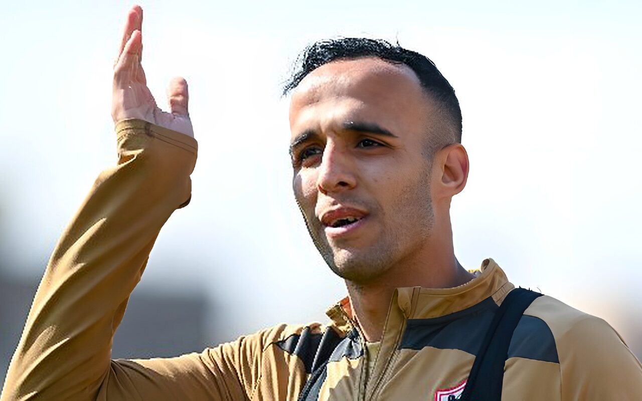 ناصر منسي يعتذر لجماهير الزمالك بعد واقعة إلقاء القميص: حقكم عليّا