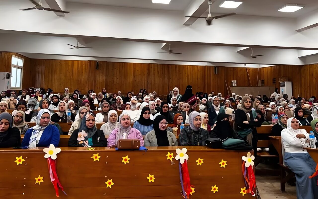 “حكاية بناء” في ندوة بمجمع إعلام الفيوم لدعم وعي الشباب بالمشروعات القومية