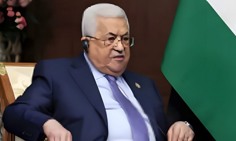 النتائج مطمئنة.. الرئيس الفلسطيني يغادر المستشفى بعد فحوصات طبية