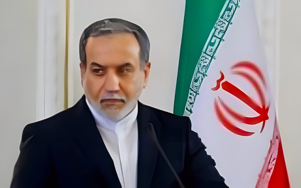 وزير خارجية إيران يهاجم نتنياهو بعنف: ينقذ نفسه على حساب الدماء والأموال الأمريكية