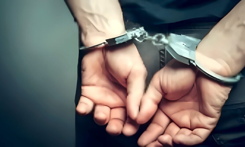 الشرطة الإسرائيلية تحتجز أحد مواطنيها بتهمة التخابر مع إيران