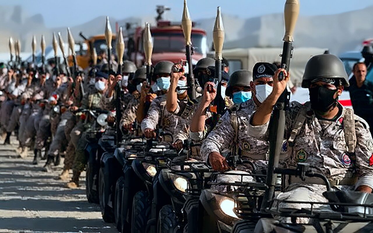 إيران.. مقتل شخص وإصابة 3 آخرين في هجوم إرهابي على حافلة صغيرة تابعة للجيش في بلوجستان