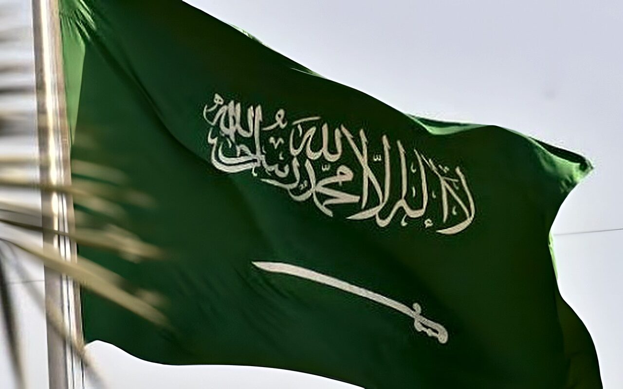 السعودية .. إطلاق إنذارًا مبكرًا  في خميس مشيط وأبها