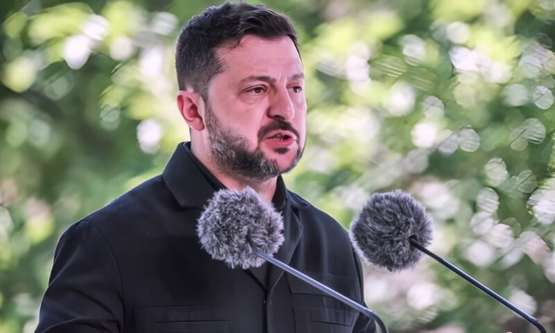 «زيلينسكي»: روسيا أطلقت 21 صاروخًا باليستيًا على «كييف» الليلة الماضية